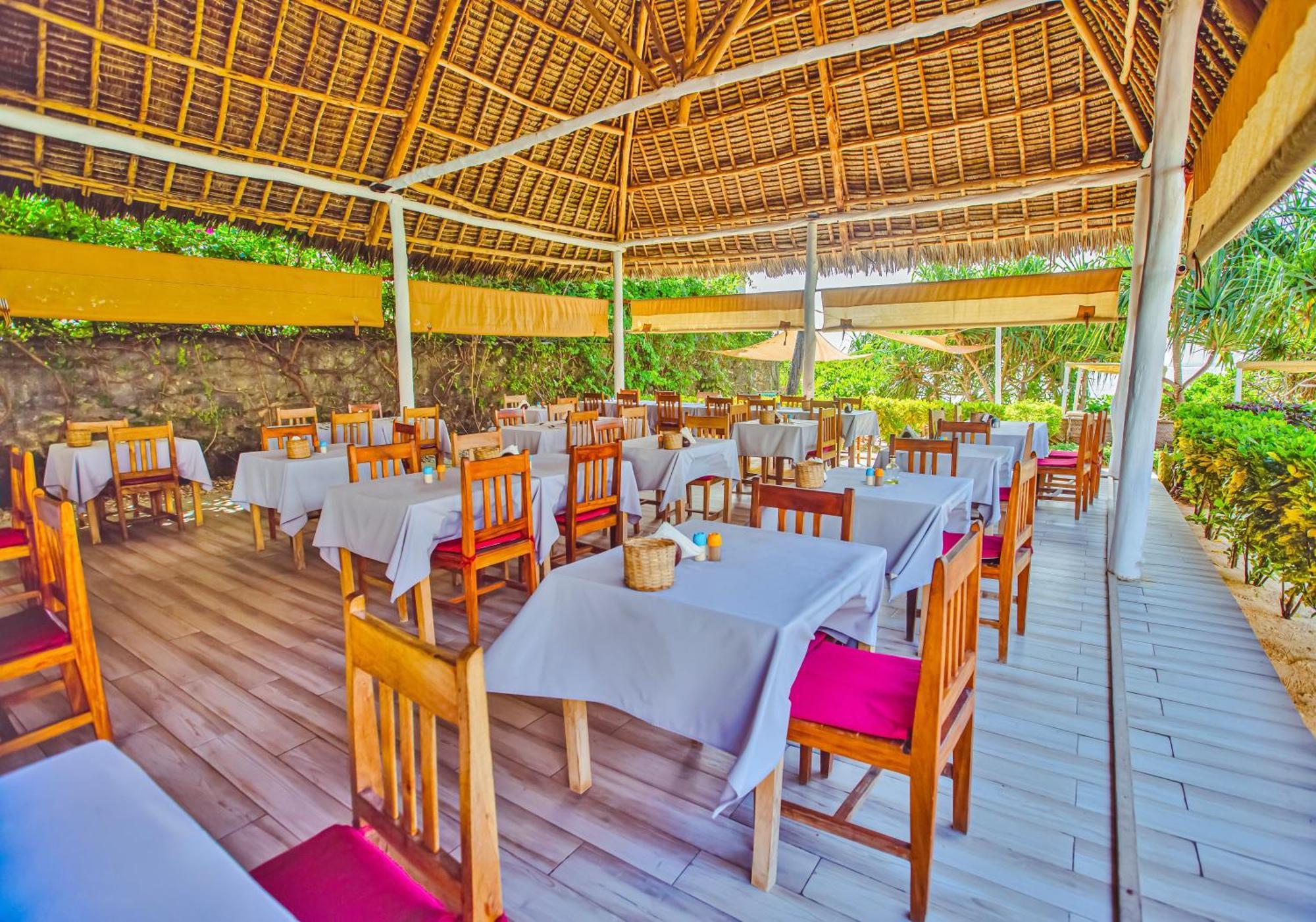 Ahg Sun Bay Mlilile Beach Hotel Matemwe (Zanzibar) Exterior foto