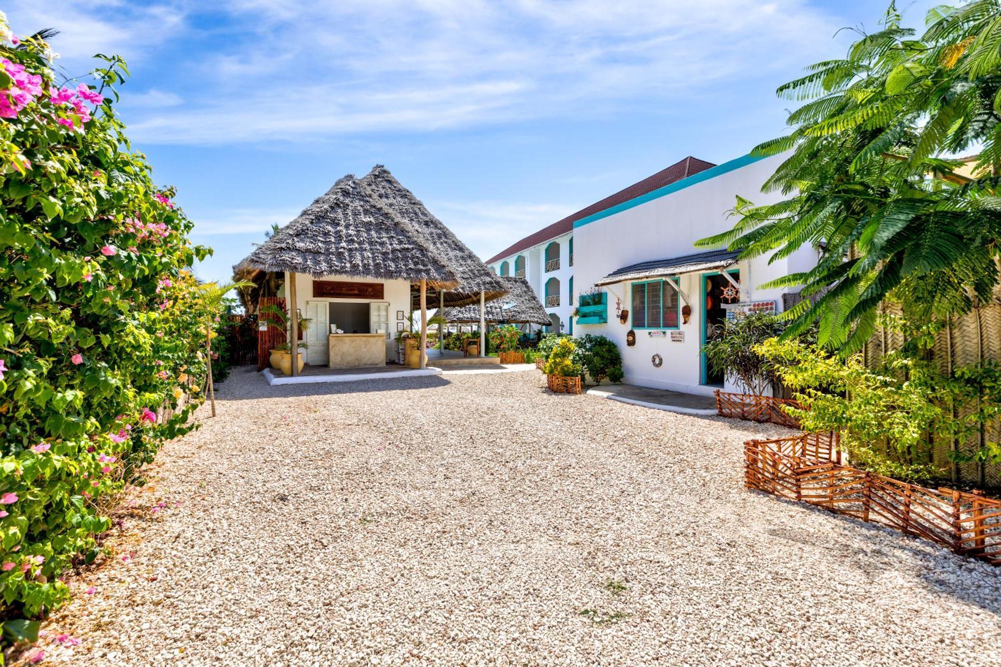 Ahg Sun Bay Mlilile Beach Hotel Matemwe (Zanzibar) Exterior foto